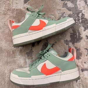 Nike Women’s Dunk Low Disrupt Sneakers
